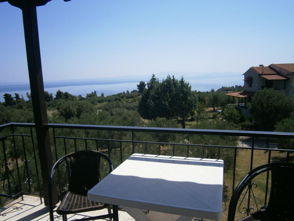 Kiparissis Apartments Kriopigi Dış mekan fotoğraf